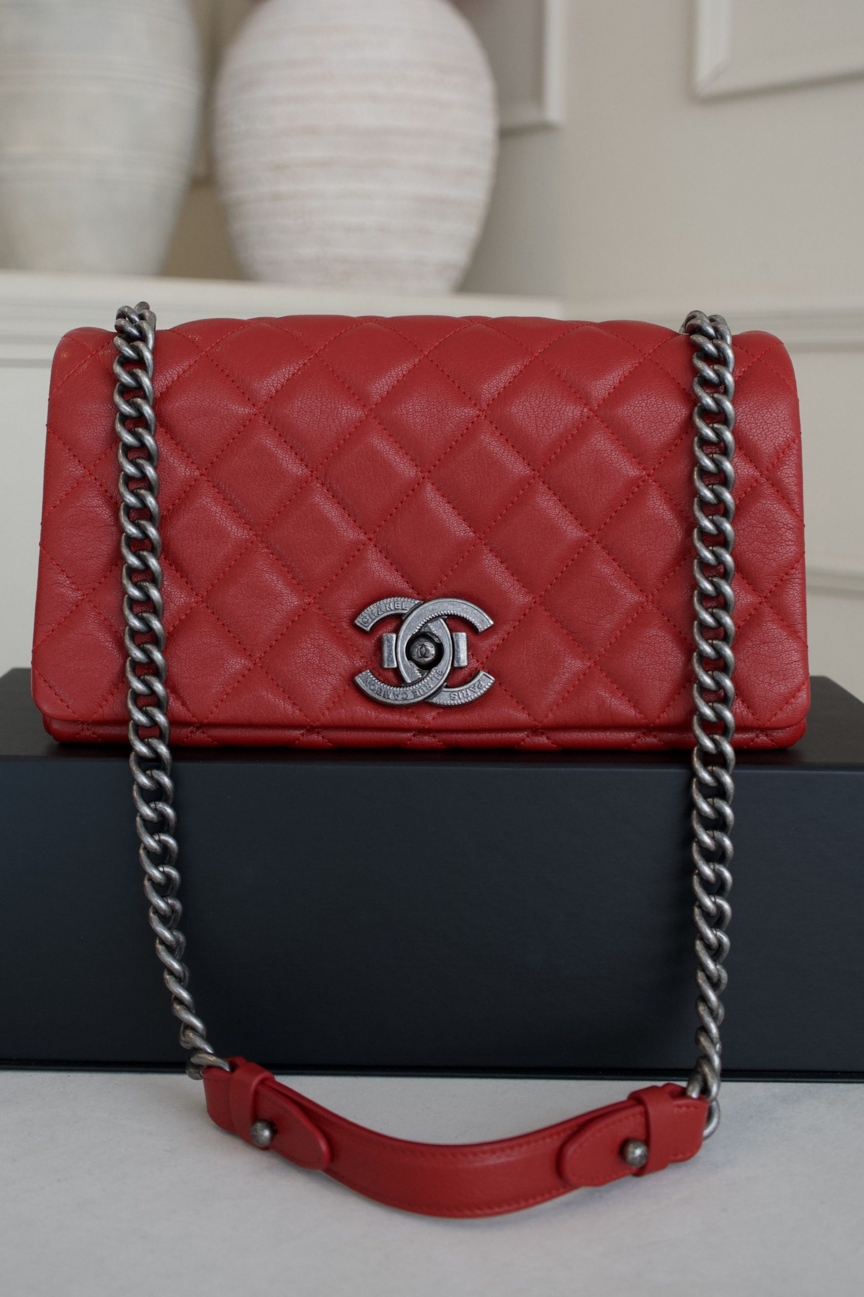 Chanel Red Quilted Goatskin Leather City Rock Flap Bag with Gunmetal Hardware - Image 10