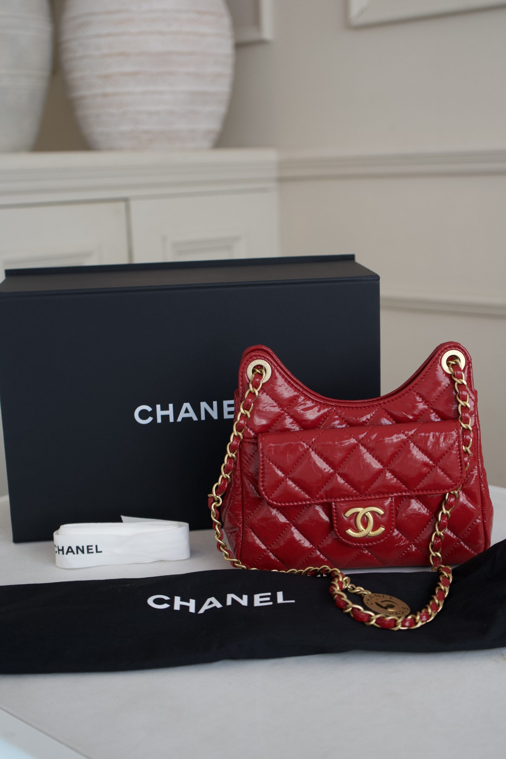 Chanel Shiny Crumpled Calfskin Quilted Wavy CC Hobo Red - Image 15