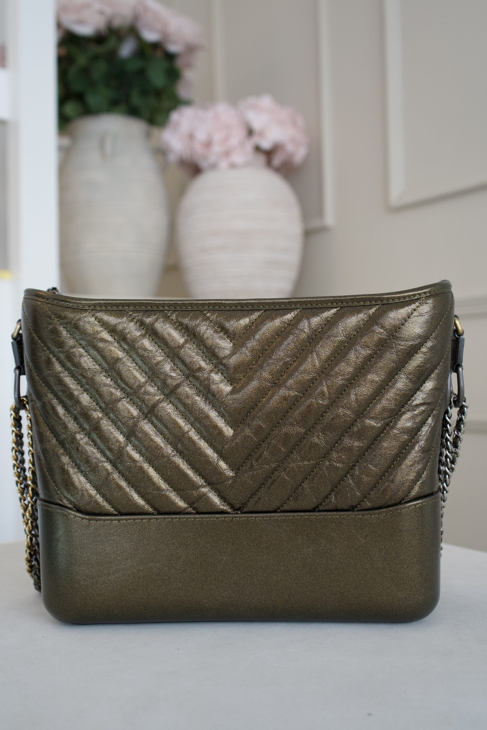 Chanel Gabrielle Metallic Olive Green Chevron Quilted Aged Calfskin Hobo Bag With Mixed Metal Hardware - Image 6