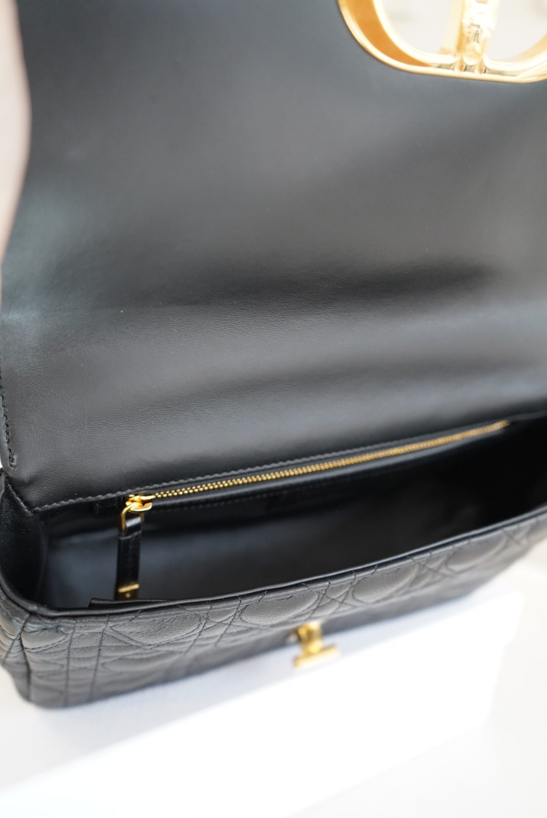 Christian Dior Dioramour Caro Bag In Black Calfskin Quilted With A Heart-Shaped Cannage Motif (2021) - Image 10