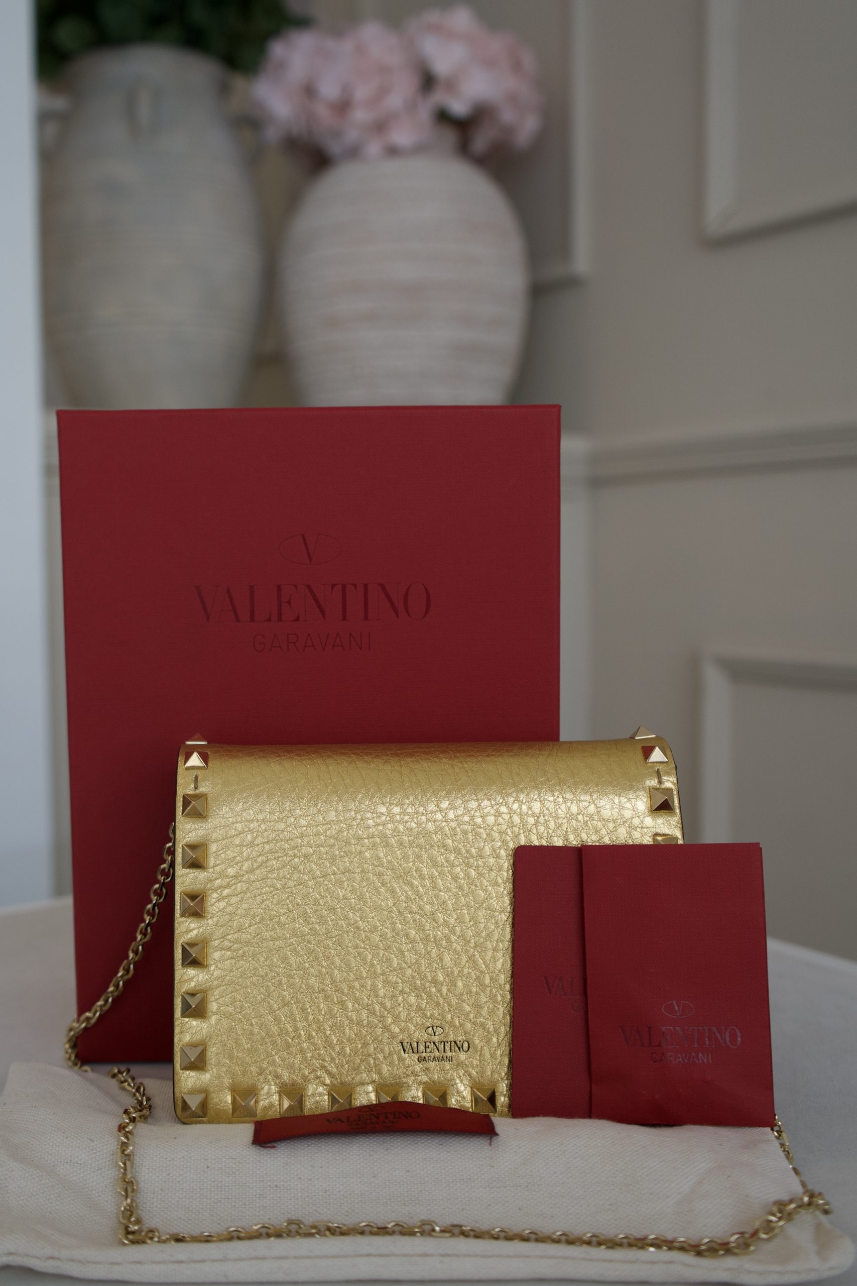 Valentino Garavani Rockstud Metallic Leather Bag With Signature Studded Details Gold & Silver - Image 10