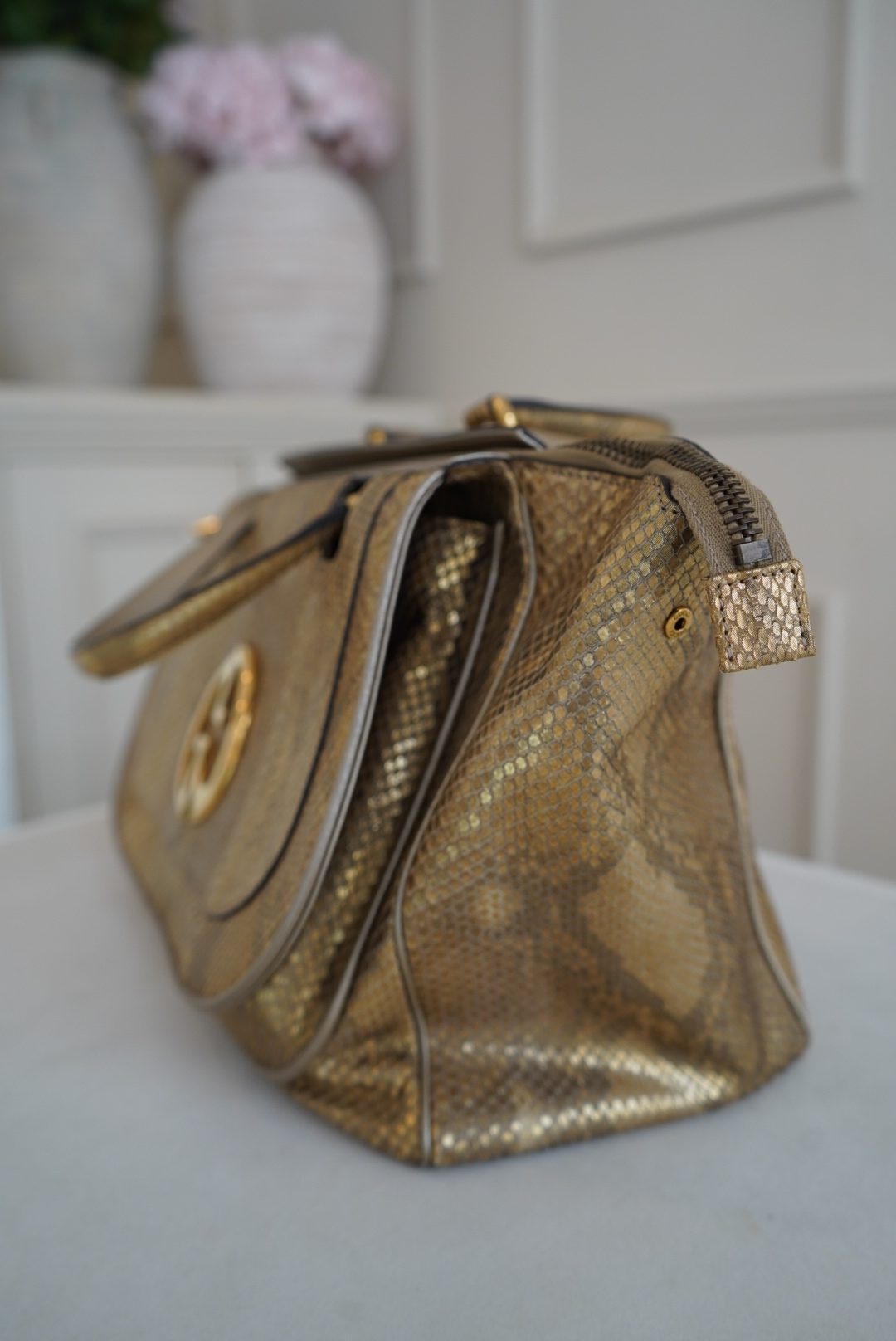 Gucci 1973 Medium Top Handle Bag In Gold Python Skin (1973) - Image 2