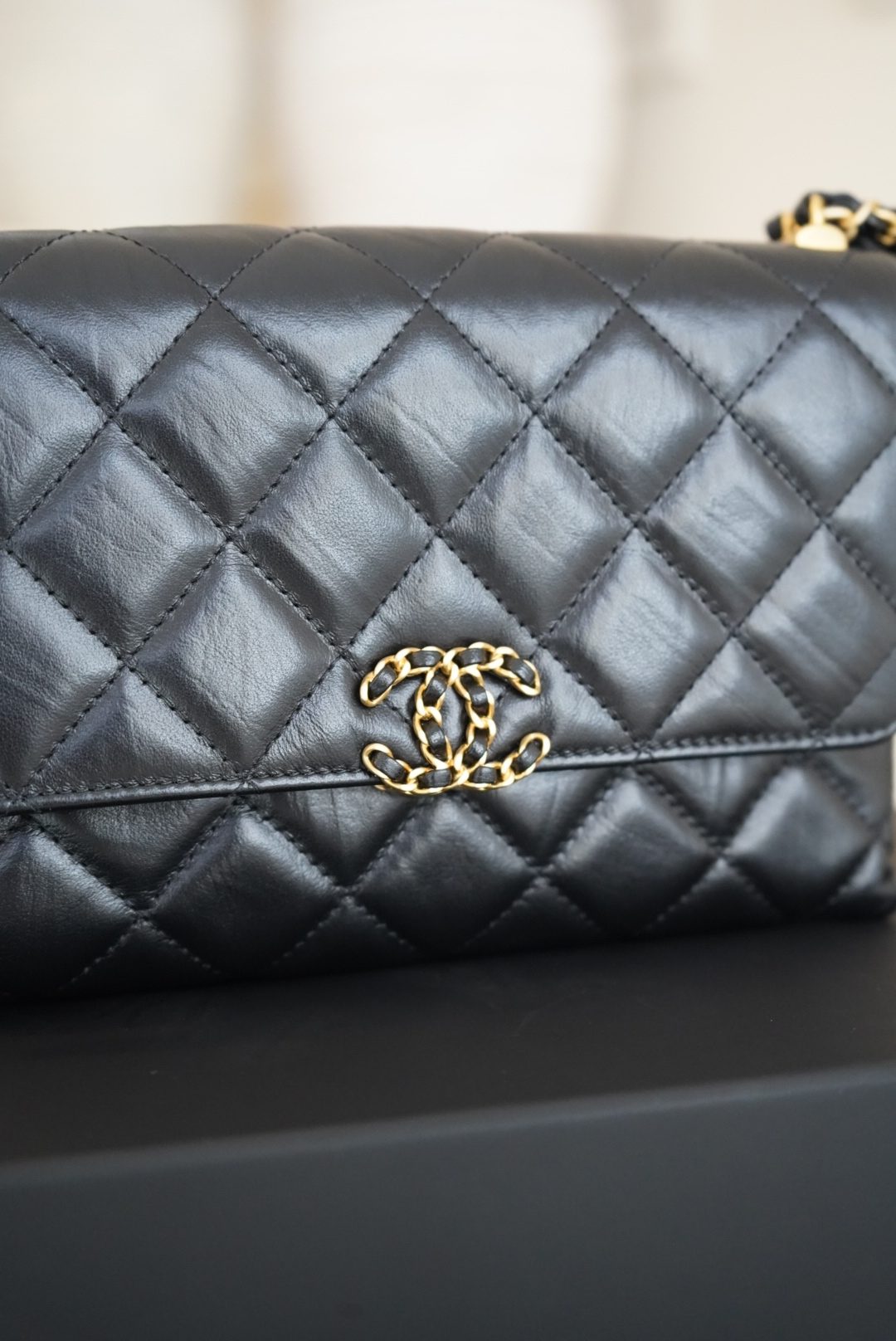 Chanel 19 Black Limited Edition Lambskin Quilted with Gold Hardware - Image 7