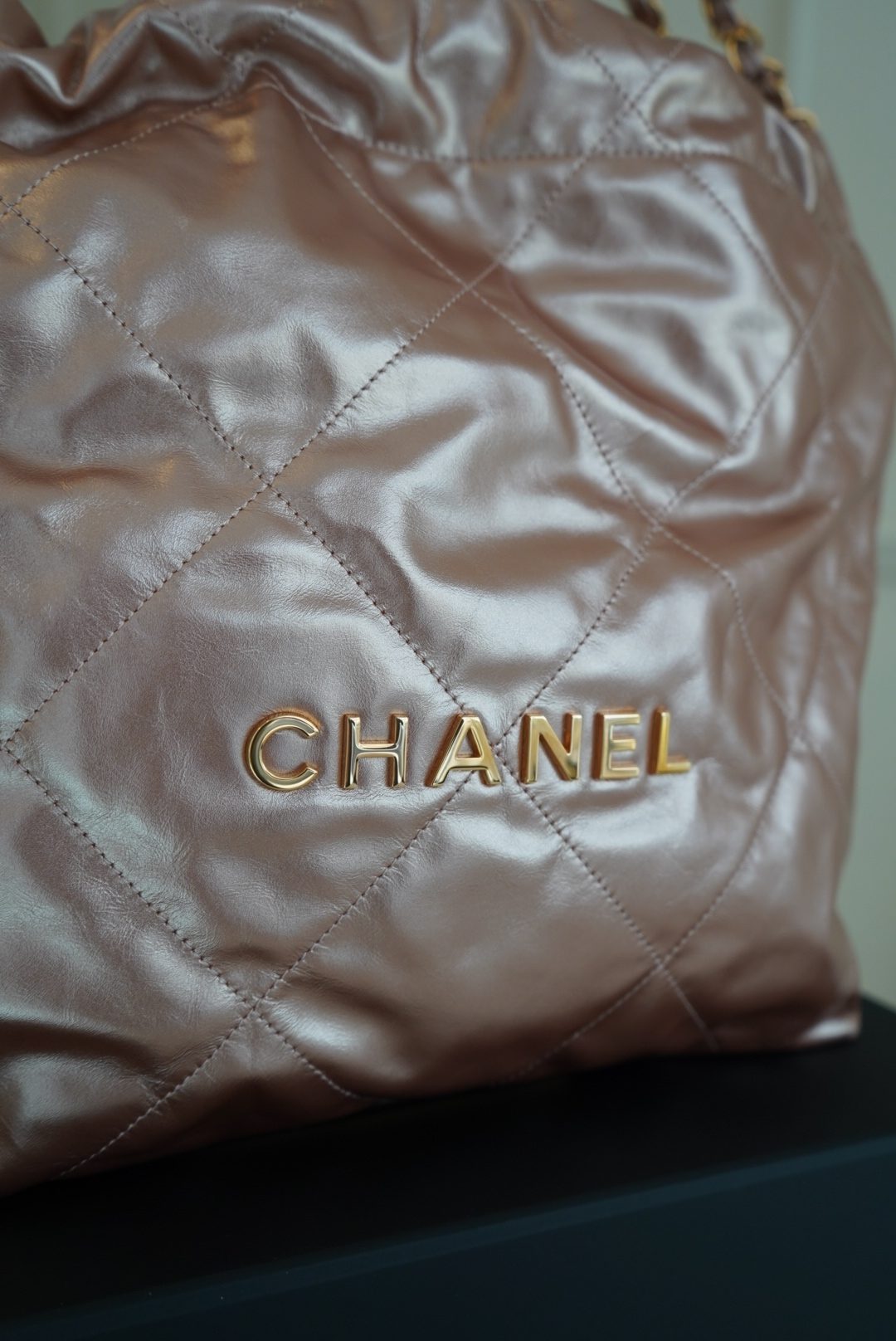 SOLD - Chanel 22 Rose Gold Shiny Calfskin with Rose Gold Hardware - Image 3