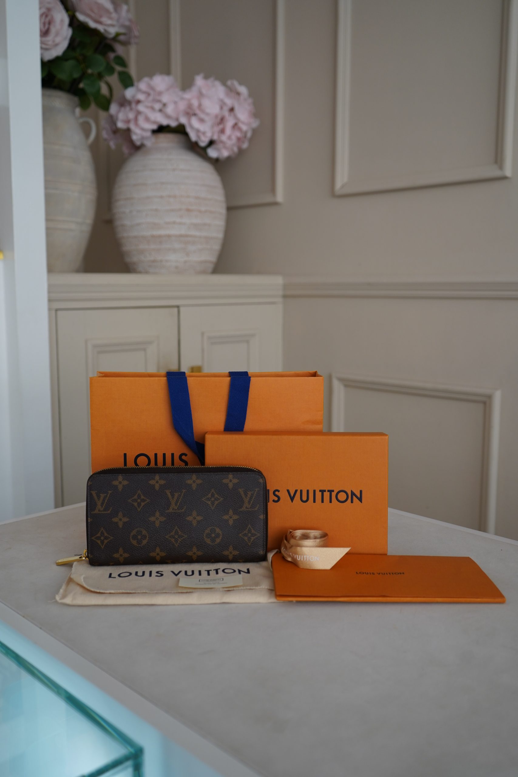 Louis Vuitton Z Wallet NM Wallet with Monogram Canvas - Image 10
