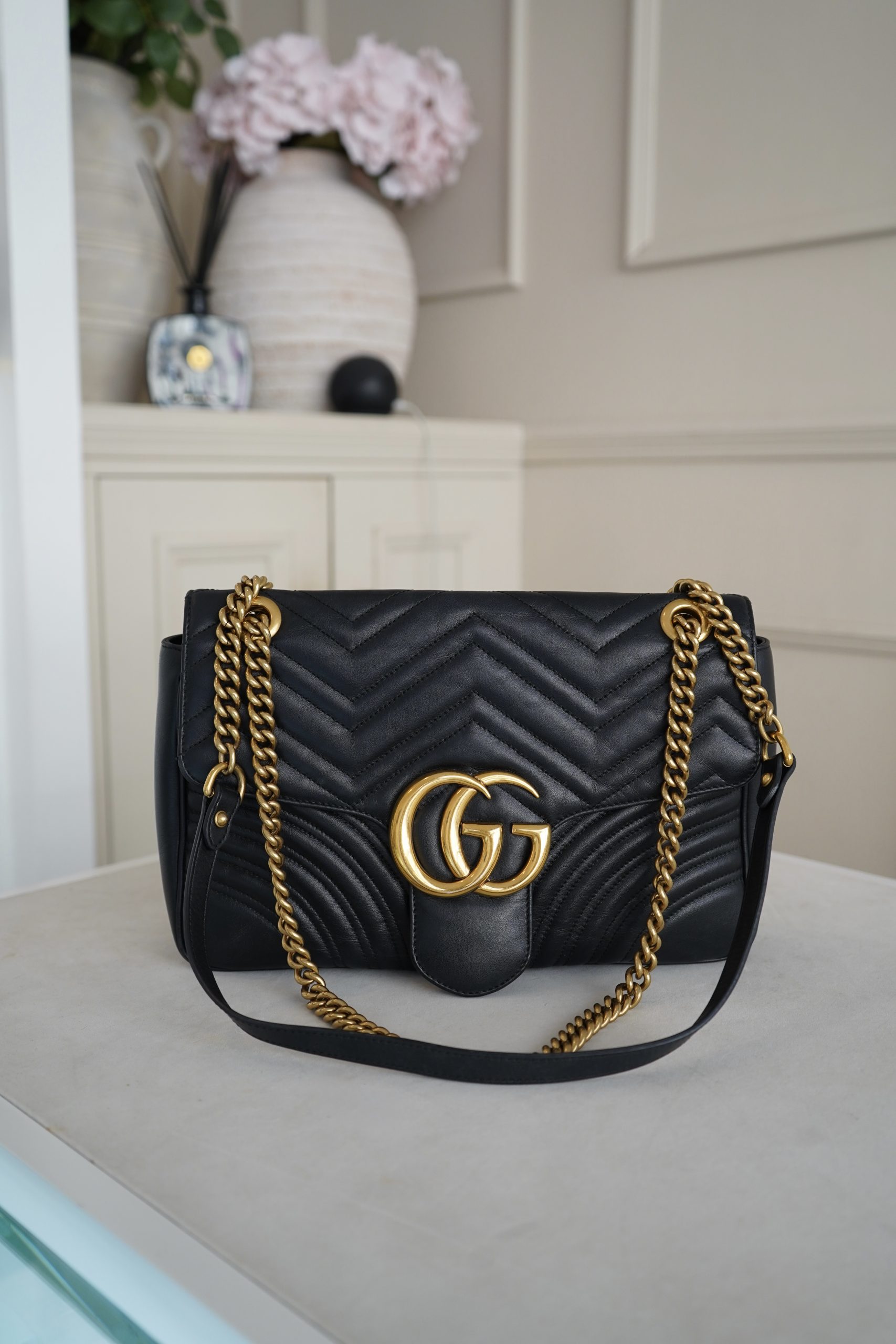 Gucci GG Marmount Shoulder Bag Crafted From Black Quilted Matelasse Leather And Gold Toned Hardware. - Image 7