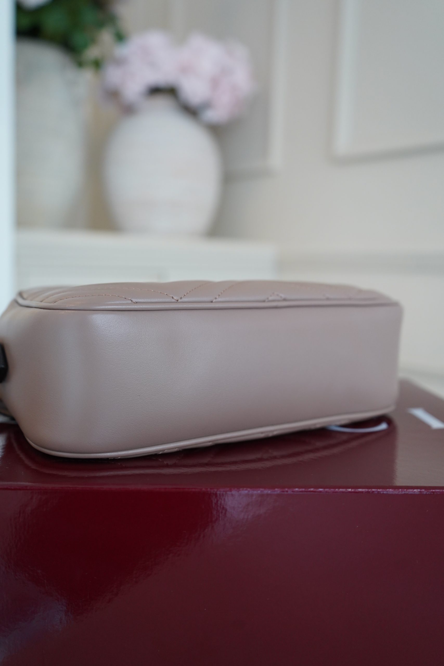 Gucci GG Marmont Crossbody Bag - Image 4