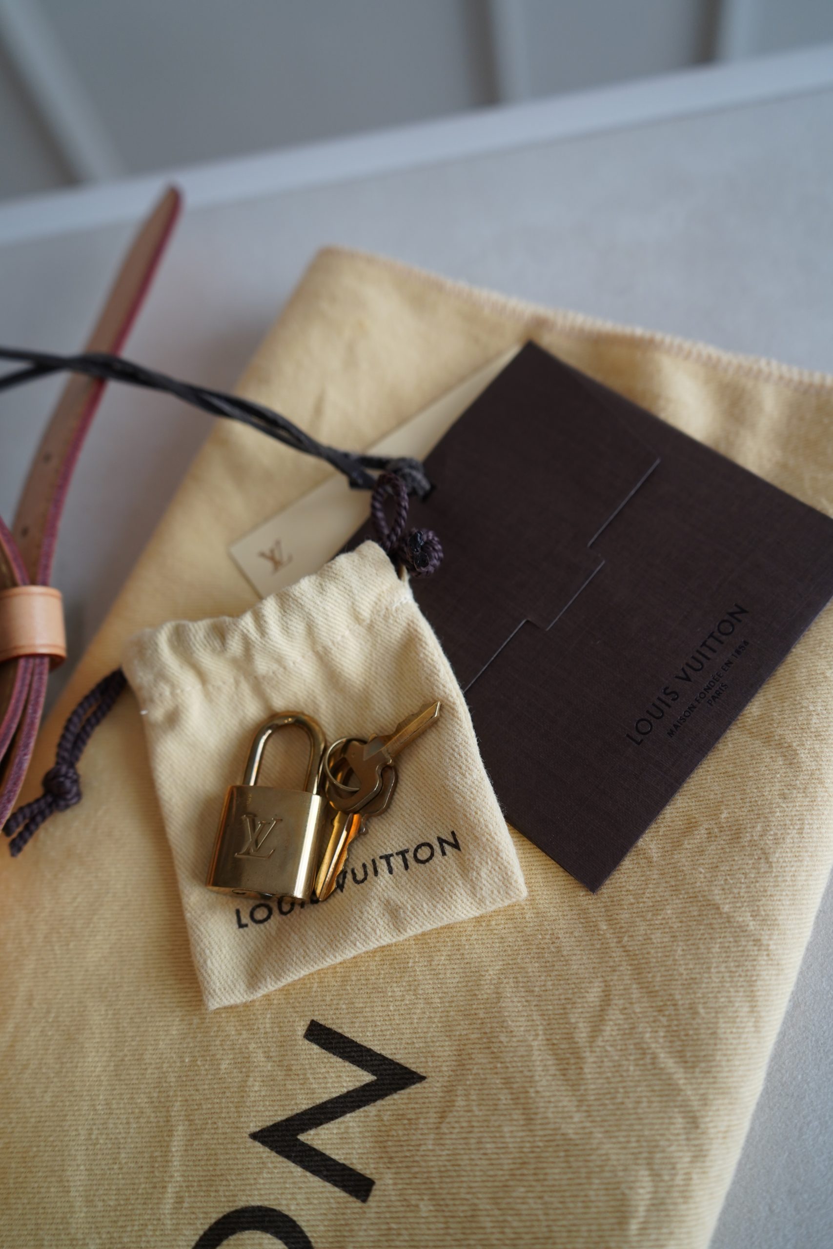 Louis Vuitton Keepall Bandouliere 45 - Image 18