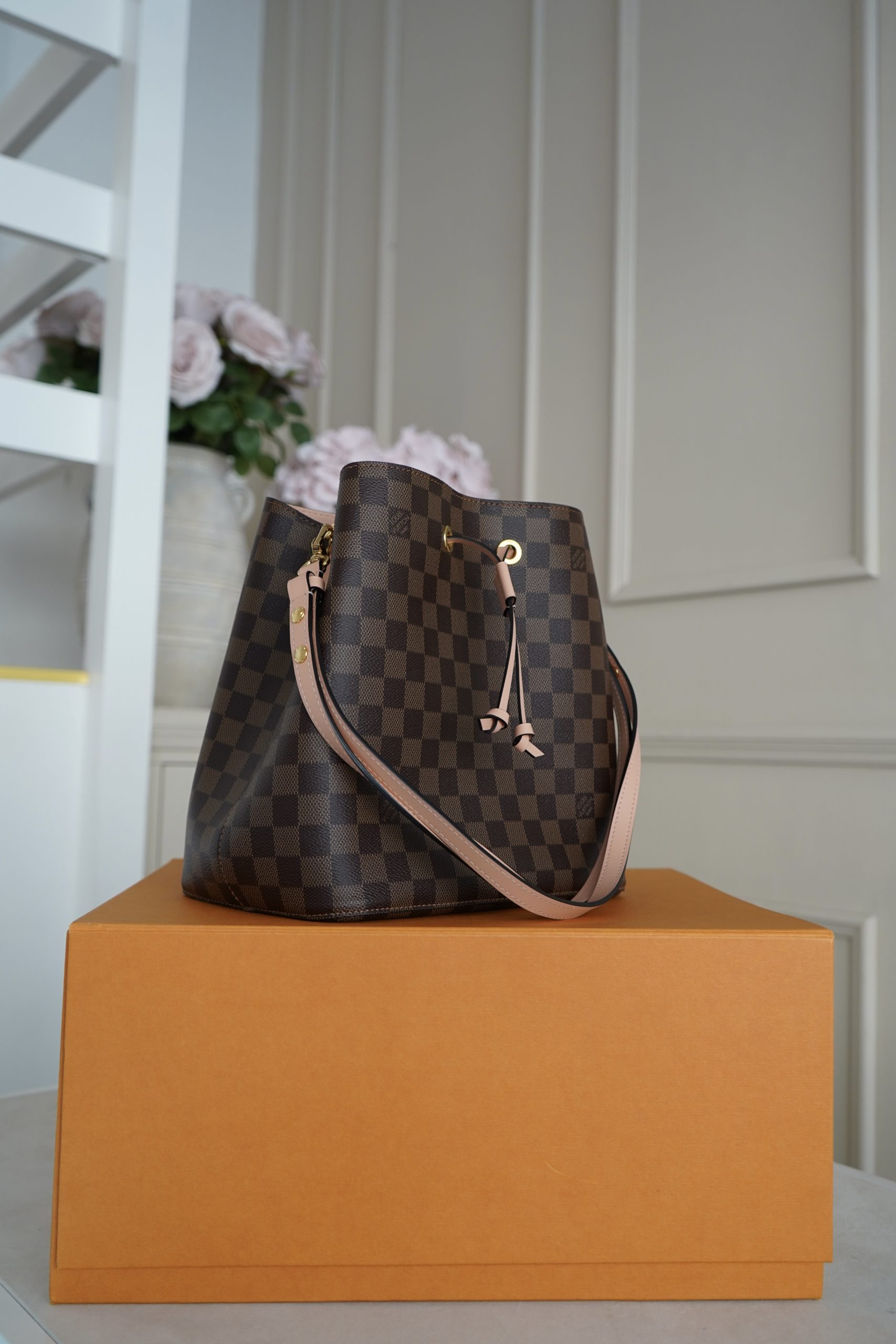 SOLD - Louis Vuitton NeoNoe MM Bucket Bag - Image 5