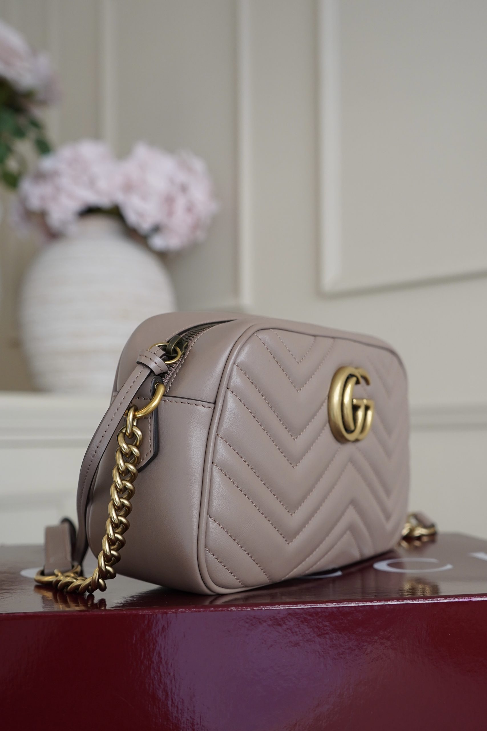 Gucci GG Marmont Crossbody Bag - Image 14