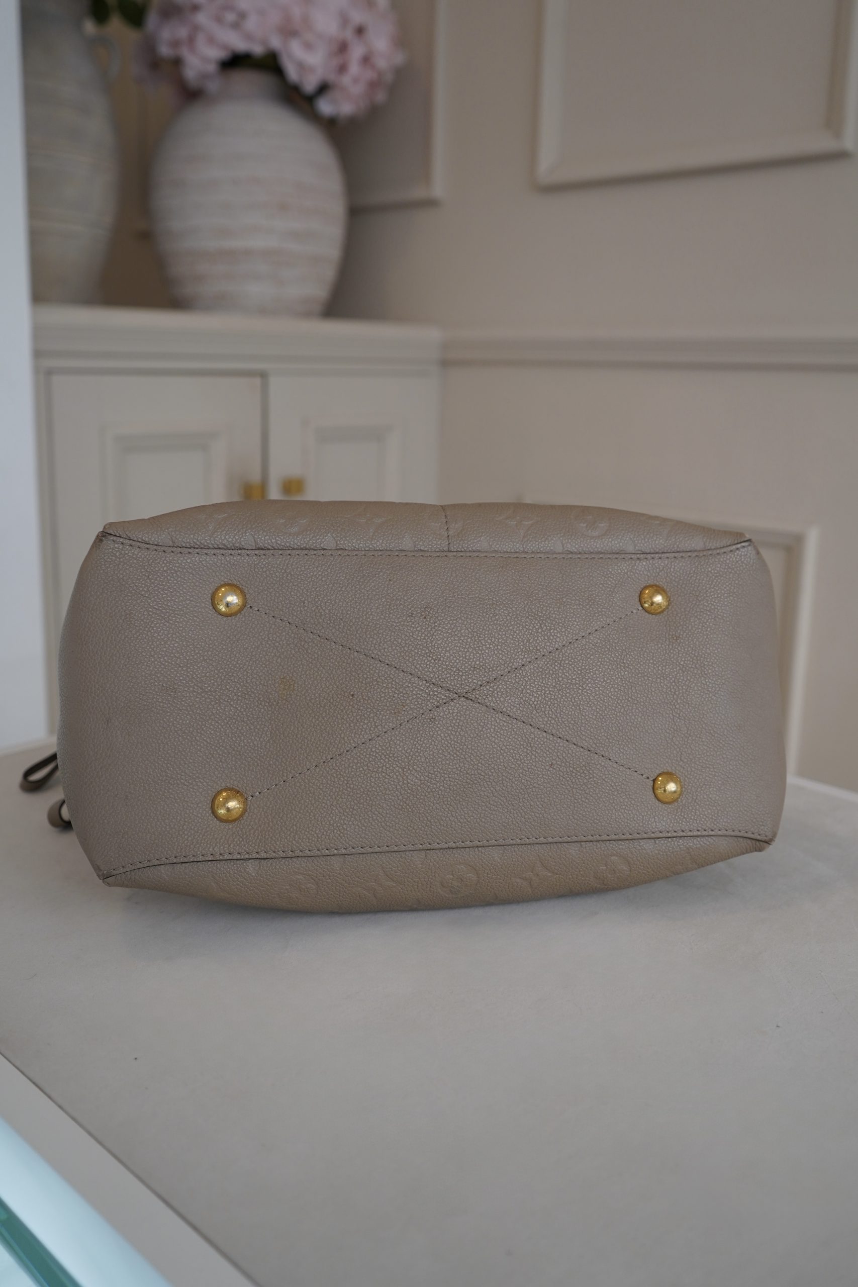 Louis Vuitton Maida Hobo Bag In Tourterelle Monogram Empreinte Leather - Image 14