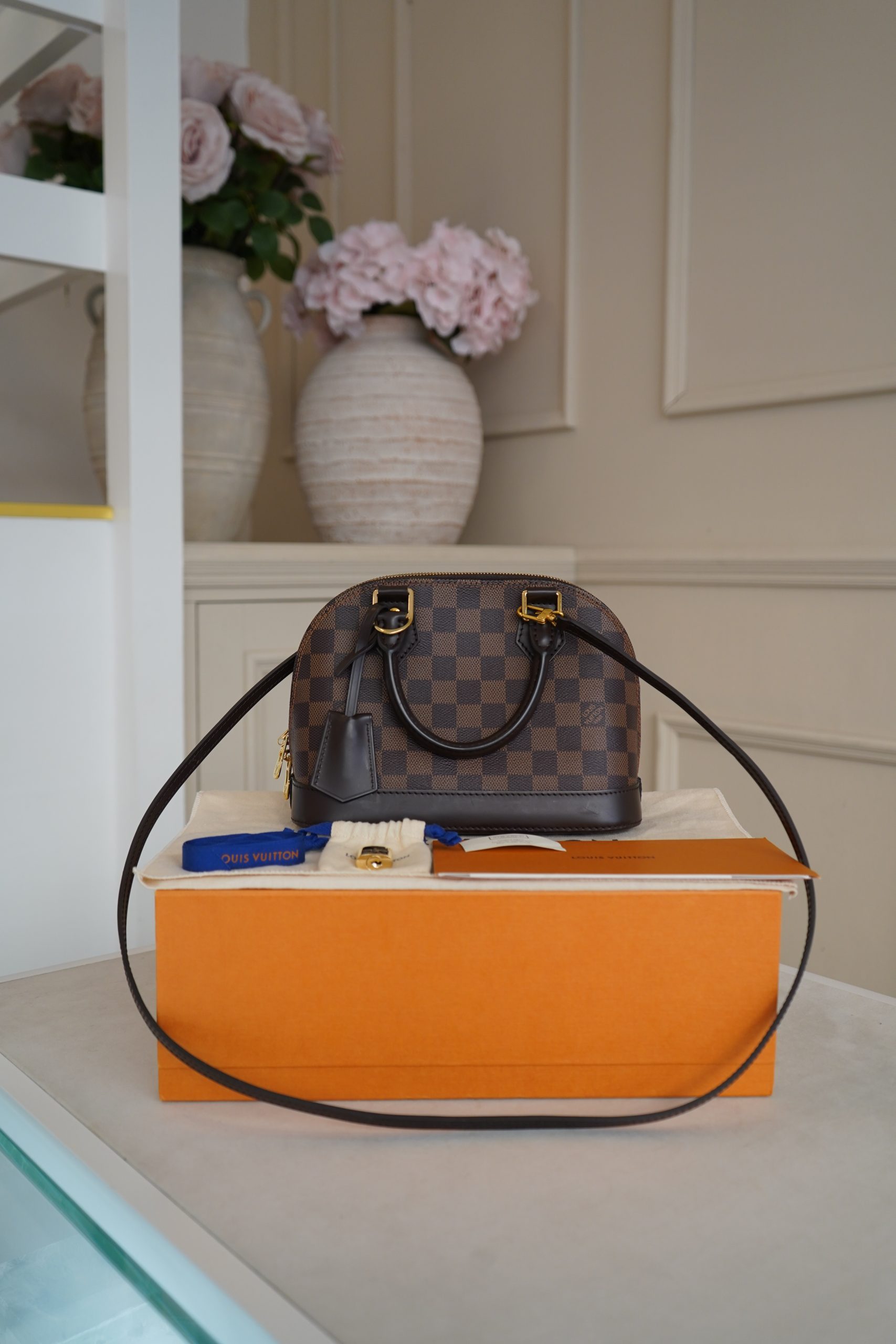 Louis Vuitton Alma BB Damier Ebene Canvas. - Image 12